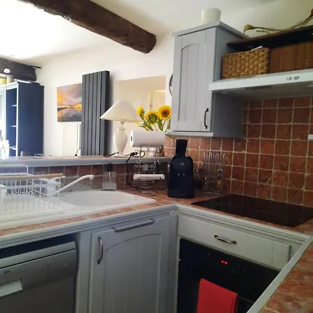 Vieille Ville, 1 Bedroom Apt, Max 2 Adults&2 Kids Appartement