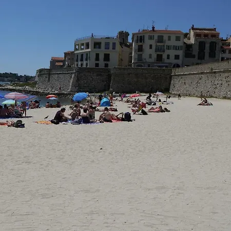 Vieille Ville, 1 Bedroom Apt, Max 2 Adults&2 Kids Appartement