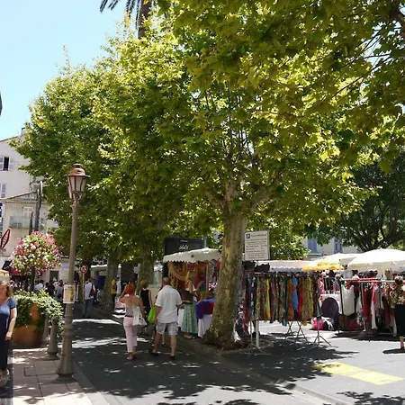 Appartement Vieille Ville, 1 Bedroom Apt, Max 2 Adults&2 Kids