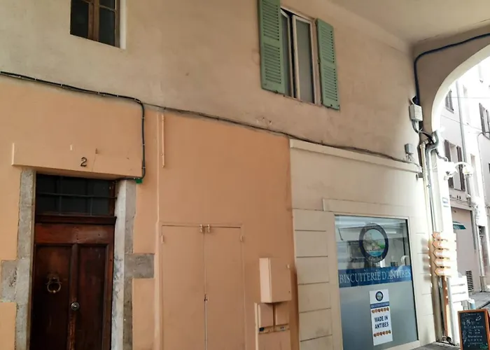 Apartament Vieille 1 - Luca's Apartment, 1 Bedroom, Max 2 Adults And 2 Kids *