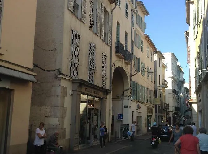 Apartament Vieille 1 - Luca's Apartment, 1 Bedroom, Max 2 Adults And 2 Kids *