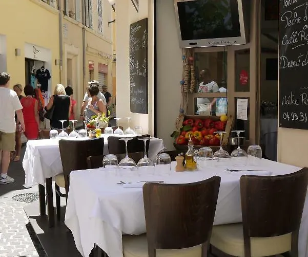 Vieille 1 - Luca's Apartment, 1 Bedroom, Max 2 Adults And 2 Kids * Antibes