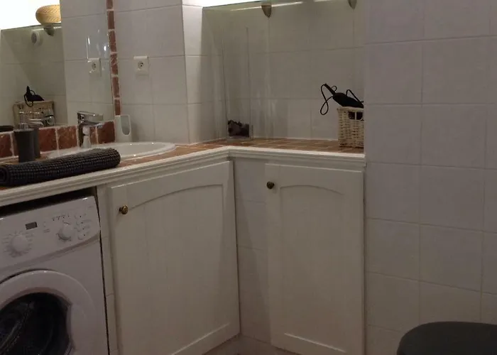 Apartament Vieille 1 - Luca's Apartment, 1 Bedroom, Max 2 Adults And 2 Kids